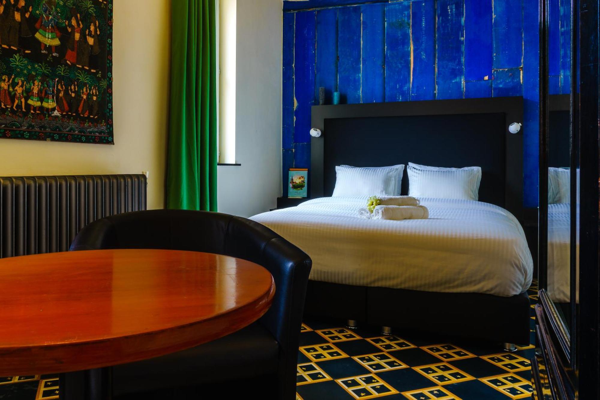 Kolmojen Hotell Sint-Truiden Exteriör bild